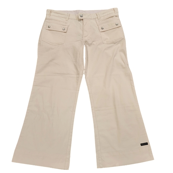 Athleta Pants - Athleta  cropped / capri pants - size 10